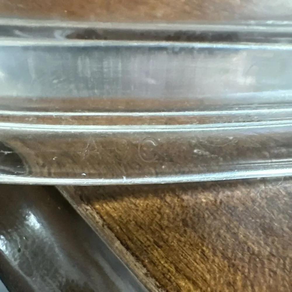Pyrex vtg ltr